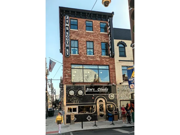 Jim’s South Street